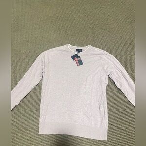 Elegant Women's Light purple Sweater